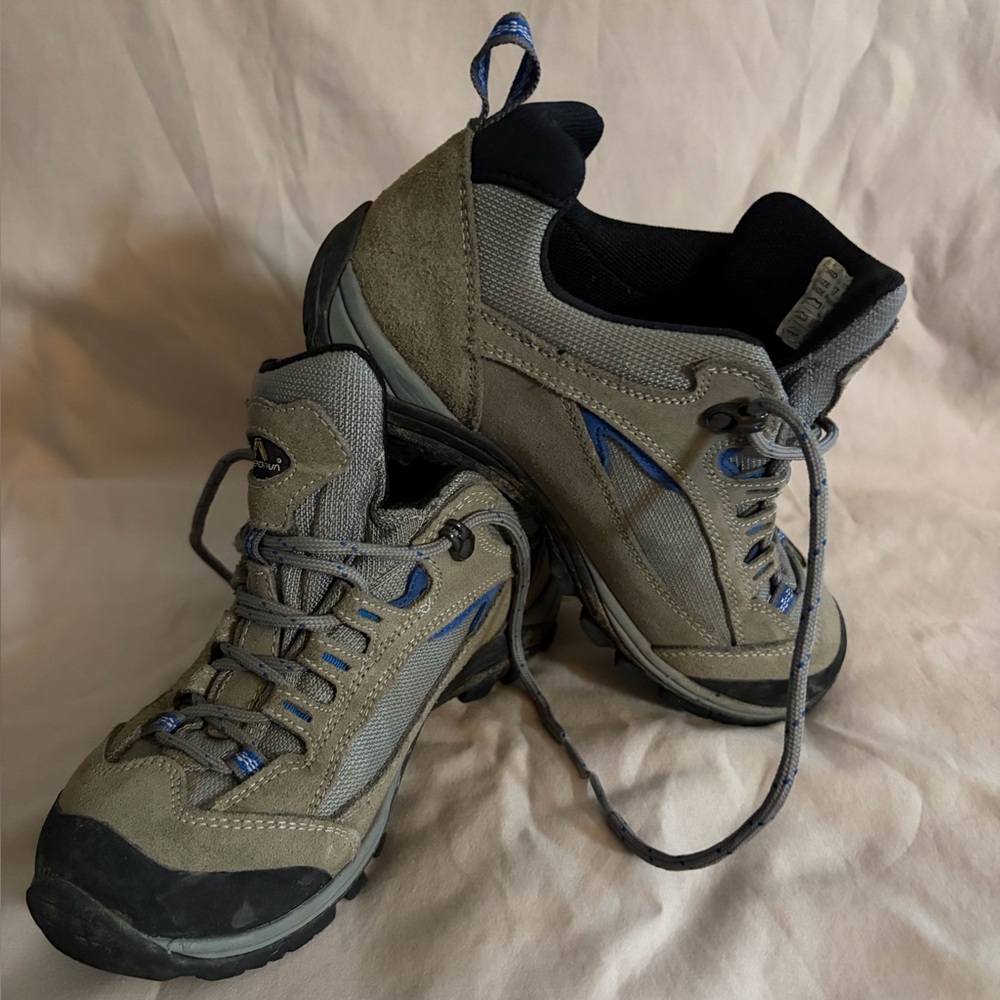 La Sportiva Low Top Hiking Trail Shoes Womens Size 37.5 EU 6.5 US